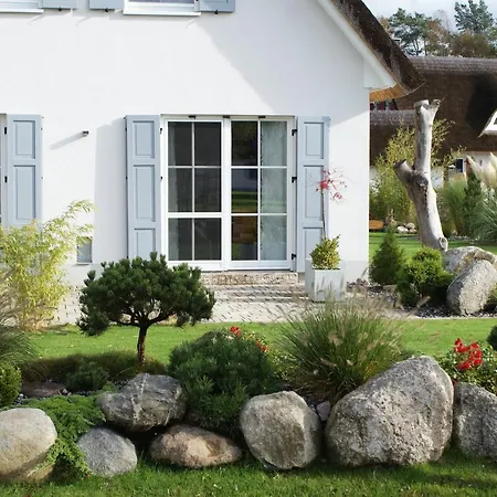 Ferienhaus Poolhaus * Glowe